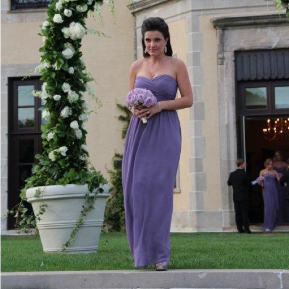 Monique Lhuillier Bridesmaid Strapless Ruched Chiffon Sweetheart Gown Sz 6 lilac